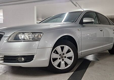 Audi A6 2.4 multitronic -