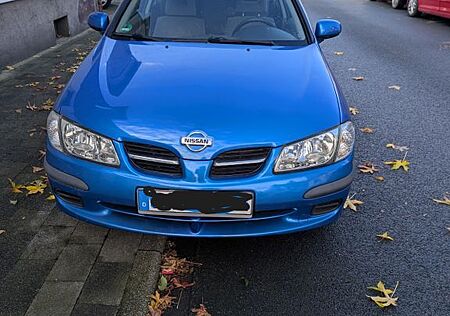 Nissan Almera 1.5i -