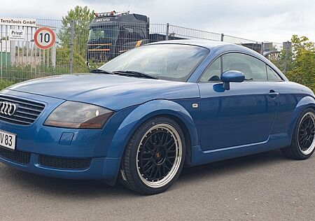 Audi TT Coupe 1.8T 132 kW -