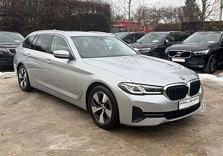 BMW 520d Touring xDrive Leder AHK LED M-Sportfahrwer