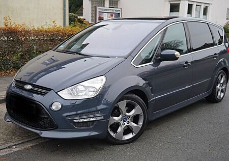 Ford S-Max 2,2 TDCi Titanium S Autom*AHK*NAVI*SHZ*PDC