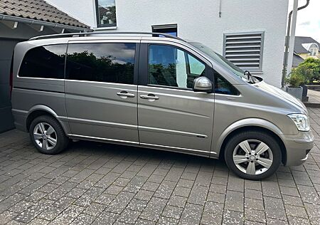 Mercedes-Benz Viano 2.2 CDI 4MATIC TREND EDITION kompakt T...