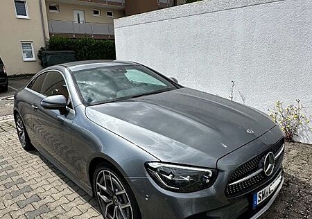 Mercedes-Benz E 200 Autom. -