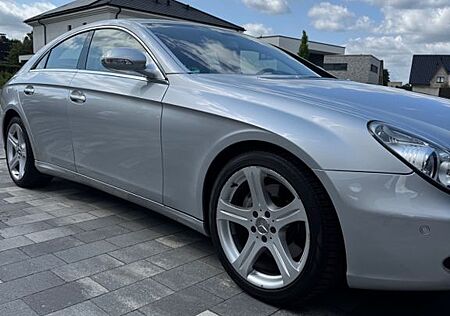 Mercedes-Benz CLS 350 AUTOMATIK | VOLLEDER | NAVI | 18 ZOLL