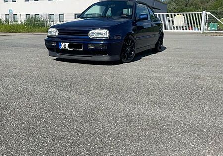 VW Golf Volkswagen 1.8 Standard