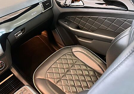 Mercedes-Benz ML 500 AMG*100%VOLL*DESIGNO*B&0*PANO*TV*STHD*AHK