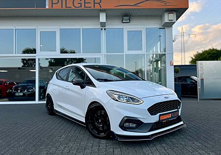 Ford Fiesta ST Carbon*Tarrox-Bremse*H&R*Recaro*Sparco