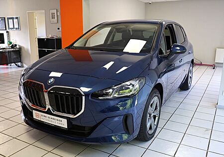 BMW 218i ACTIVE TOURER 7-DCT |KAM|KLIMA|AHK|LED|NAV