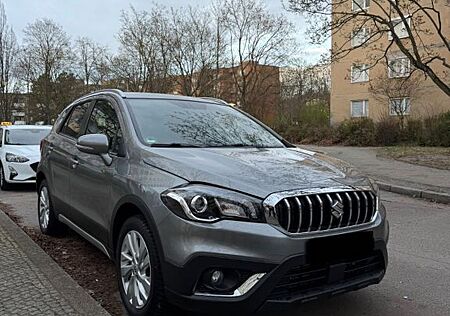 Suzuki SX4 S-Cross (SX4) S-Cross 1.4 / 140PS / Comfort / 1. HAND