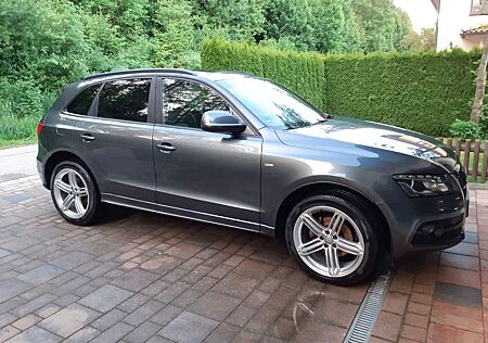 Audi Q5 2.0 TFSI quattro -