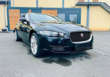 Jaguar XE Prestige AWD°Leder°Kamera°Navi