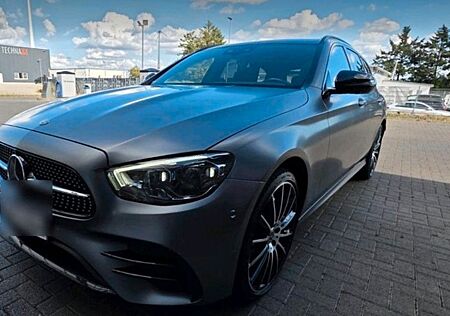 Mercedes-Benz E 400 d 4MATIC T Autom. - AMG