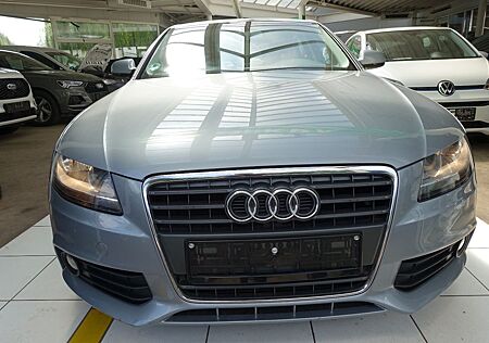 Audi A4 Lim. Attraction e