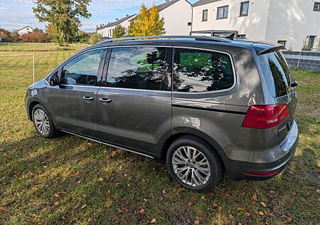 VW Sharan Volkswagen 2.0 TDI DSG BlueMotion Tech Highline ...