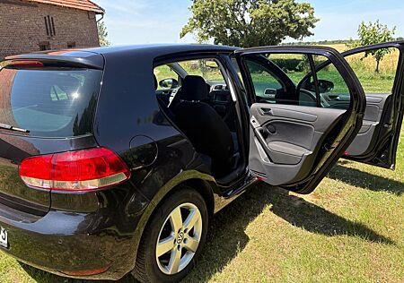 VW Golf Volkswagen 1.2 TSI 63 kW Style Style