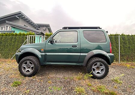 Suzuki Jimny 1.5 DDiS 4WD , Jäger, Höhelegung