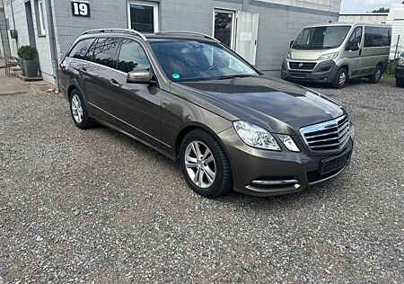 Mercedes-Benz E 200 CDI T BlueEFFICIENCY AVANTGARDE/AHK