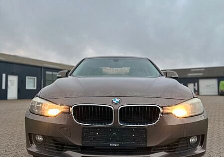 BMW 328i xDrive Sport Line Sport Line