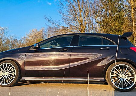 Mercedes-Benz A 45 AMG 4MATIC AMG
