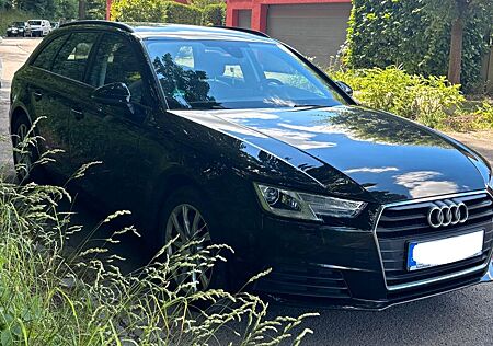 Audi A4 40 TDI S tronic design Avant design