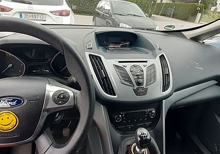 Ford C-Max 2,0TDCi 103kW Titanium Titanium