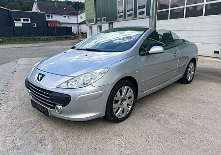 Peugeot 307 CC Cabrio-Coupe Filou, Scheckheft