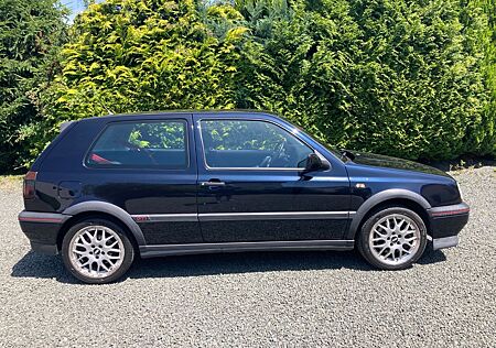 VW Golf Volkswagen GTi 2.0"Jubiläums Modell , Original