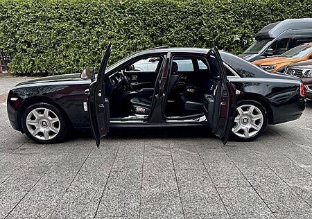 Rolls-Royce Ghost V12 *Panorama*Fond-Entertainment*Massage*