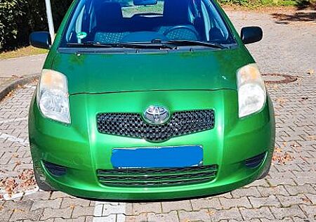 Toyota Yaris 1,0-l-VVT-i Luna Luna