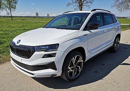 Skoda Karoq 2.0TDI Sportline DSG 4x4 AHK Matrix Pano S