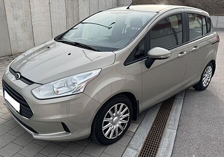 Ford B-Max 1,0 EcoBoost 74kW TÜV 10/26 141.705 km