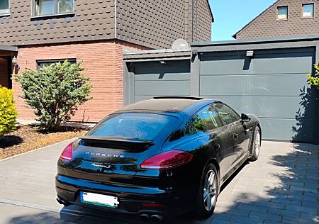 Porsche Panamera S E-Hybrid S