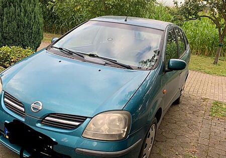 Nissan Almera Tino 1.8 acenta acenta