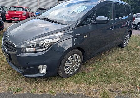 Kia Carens 1.6 GDI Dream-Team Edition