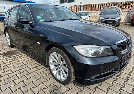 BMW 325i 325 Baureihe 3 Touring xDrive Leder/Anhäng.