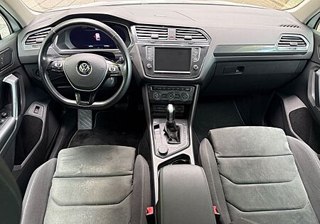 VW Tiguan Volkswagen Highline Pano * 360Kamera* Massage