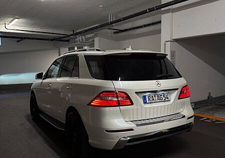 Mercedes-Benz ML 350 BlueTEC 4MATIC -
