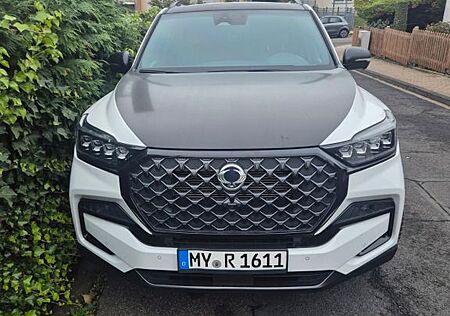 SsangYong Rexton 2.2 Diesel e-XDi 220 Sapphire 4WD AT ...