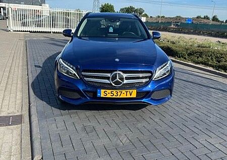 Mercedes-Benz C 180 d T AVANTGARDE AVANTGARDE