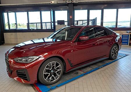 BMW 420d xDrive M-Sport AHK ACC HiFi RFK HUD STHZ