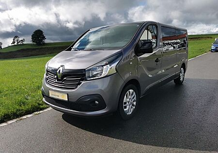 Renault Trafic Grand Spaceclass dCi 145 | 8-Sitzer/Bett