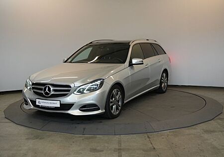 Mercedes-Benz E 200 CDI Panorama StzHzg PDC
