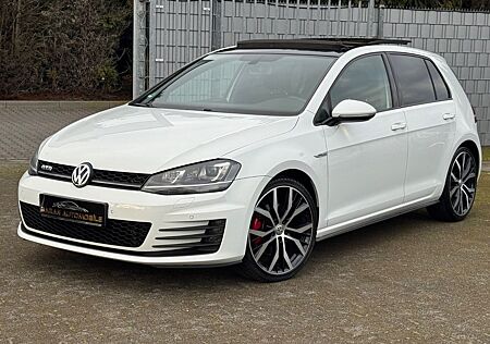 VW Golf Volkswagen VII GTD Panorama Kamera Sport & Sound-Paket