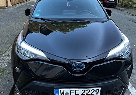 Toyota C-HR 2.0 Hybrid Team D *Shz*Navi*Lhz*Appl