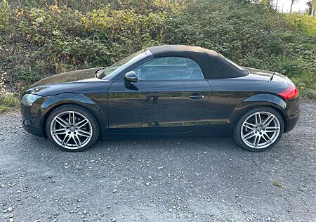 Audi TT Roadster 2.0 TFSI -