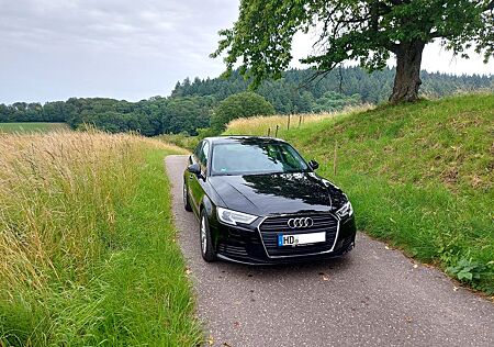 Audi A3 30 TFSI Sportback -