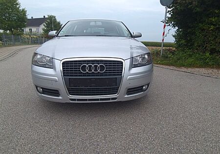 Audi A3 1.6 FSI Ambition Sportback