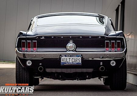 Ford Mustang Fastback 390 S-Code GT - KULT CARS