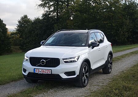 Volvo XC 40 XC40 R Design Recharge Plug-In Hybrid 2WD