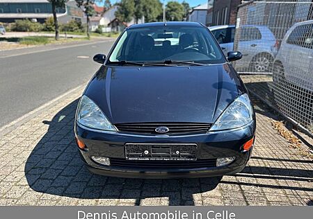 Ford Focus 1.6 Ghia